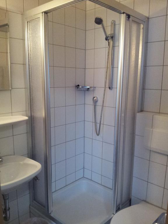 Zur Frischen Quelle Hotel Oberasbach Phòng bức ảnh